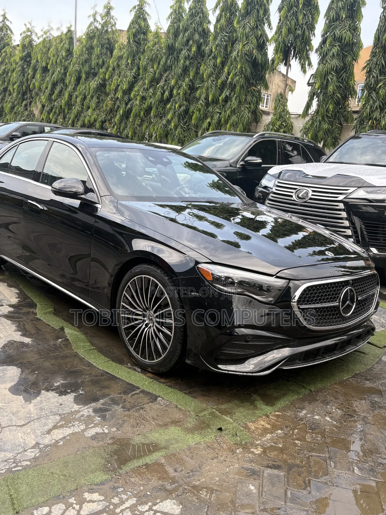 New Mercedes-Benz E350 2025 Black