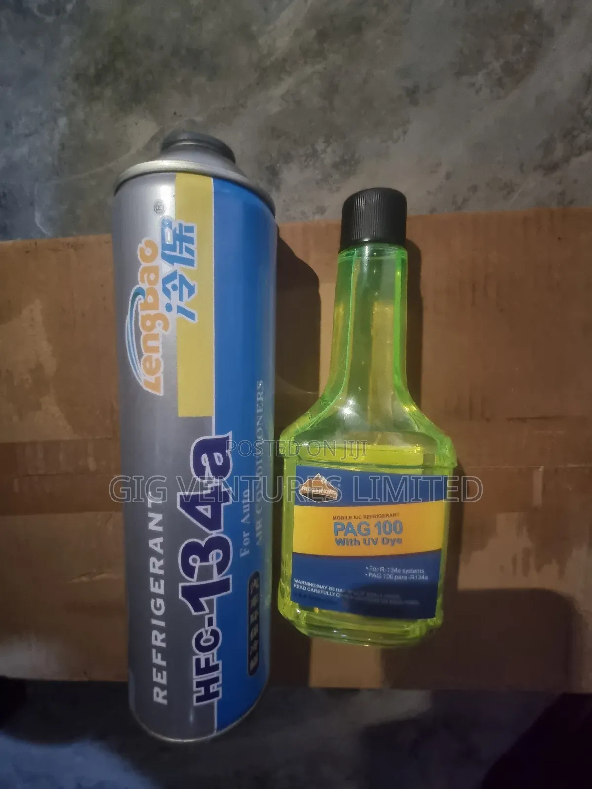 A/C Compressor Gass and Oil