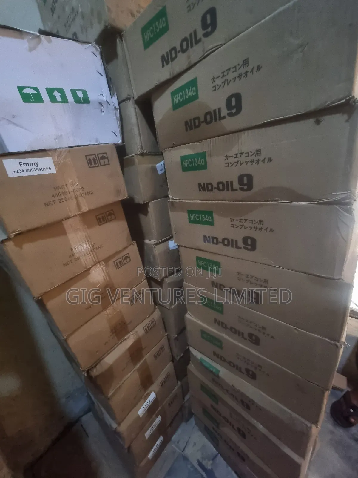 A/C Compressor Gass and Oil