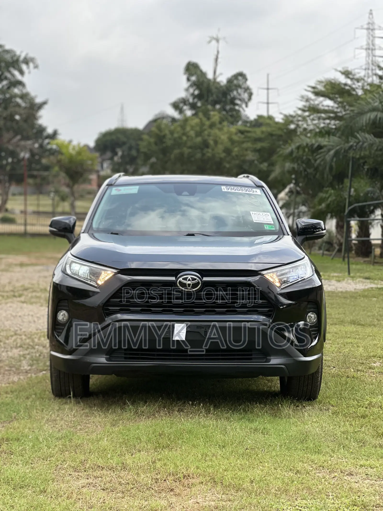 Toyota RAV4 XLE AWD 2020 Black