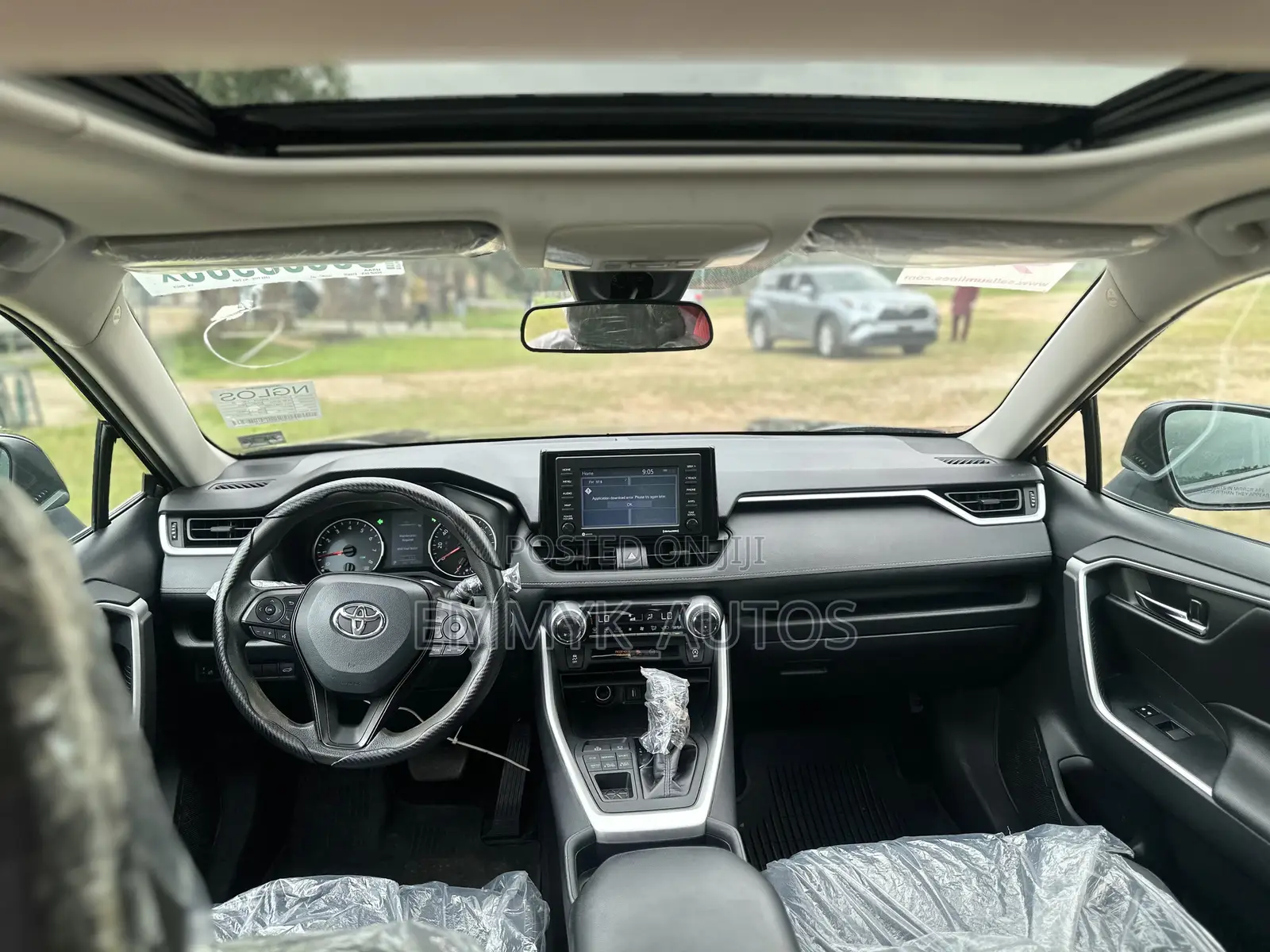 Toyota RAV4 XLE AWD 2020 Black