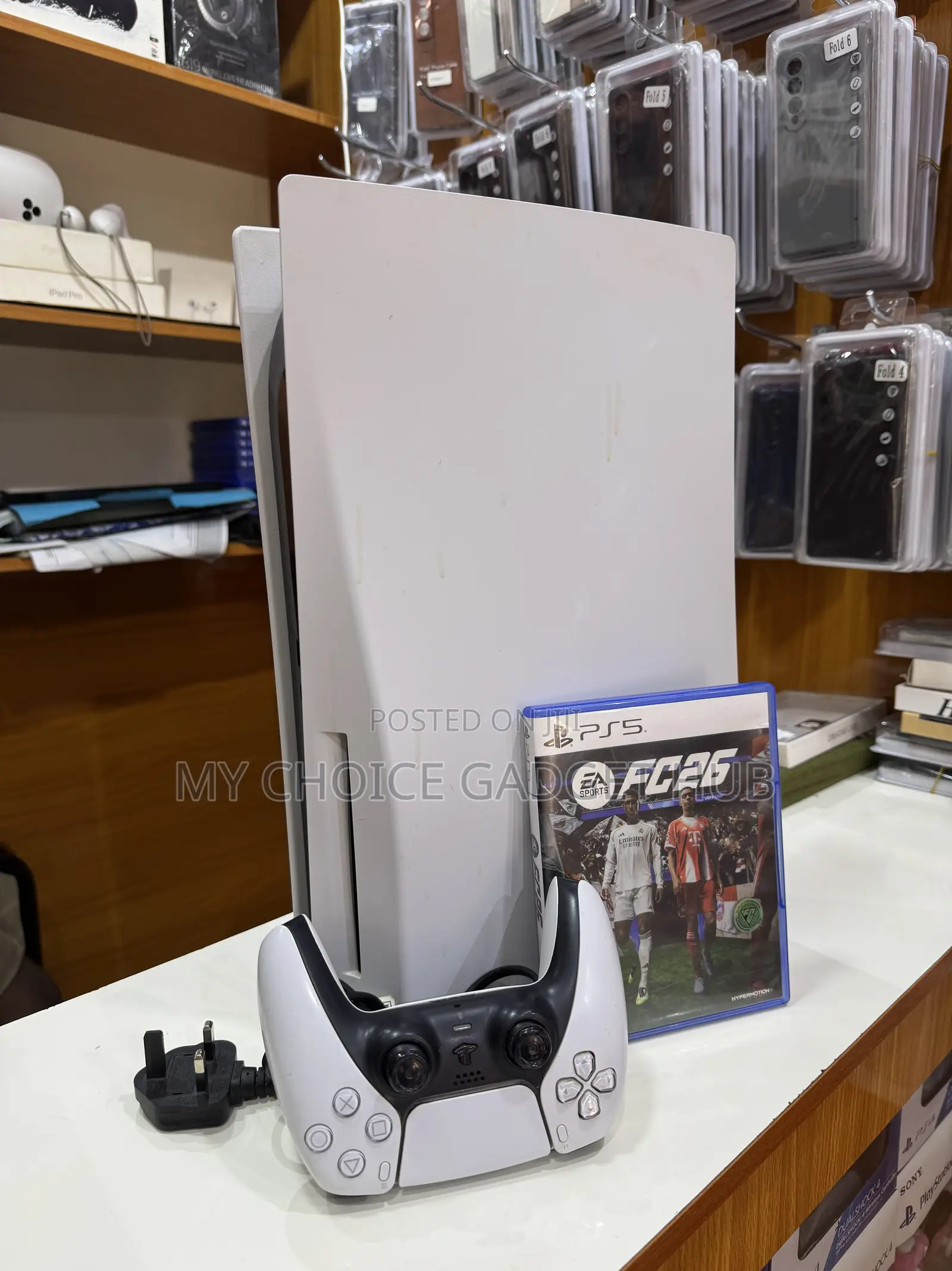 PS5 Fat Console With One Pad and Fc26 Disc Available