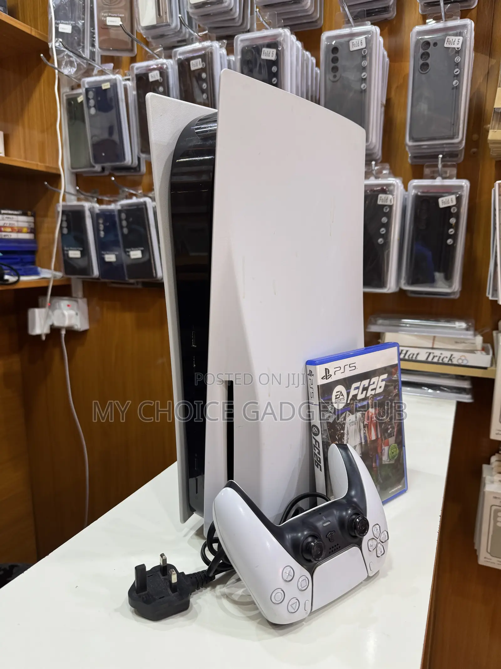 PS5 Fat Console With One Pad and Fc26 Disc Available