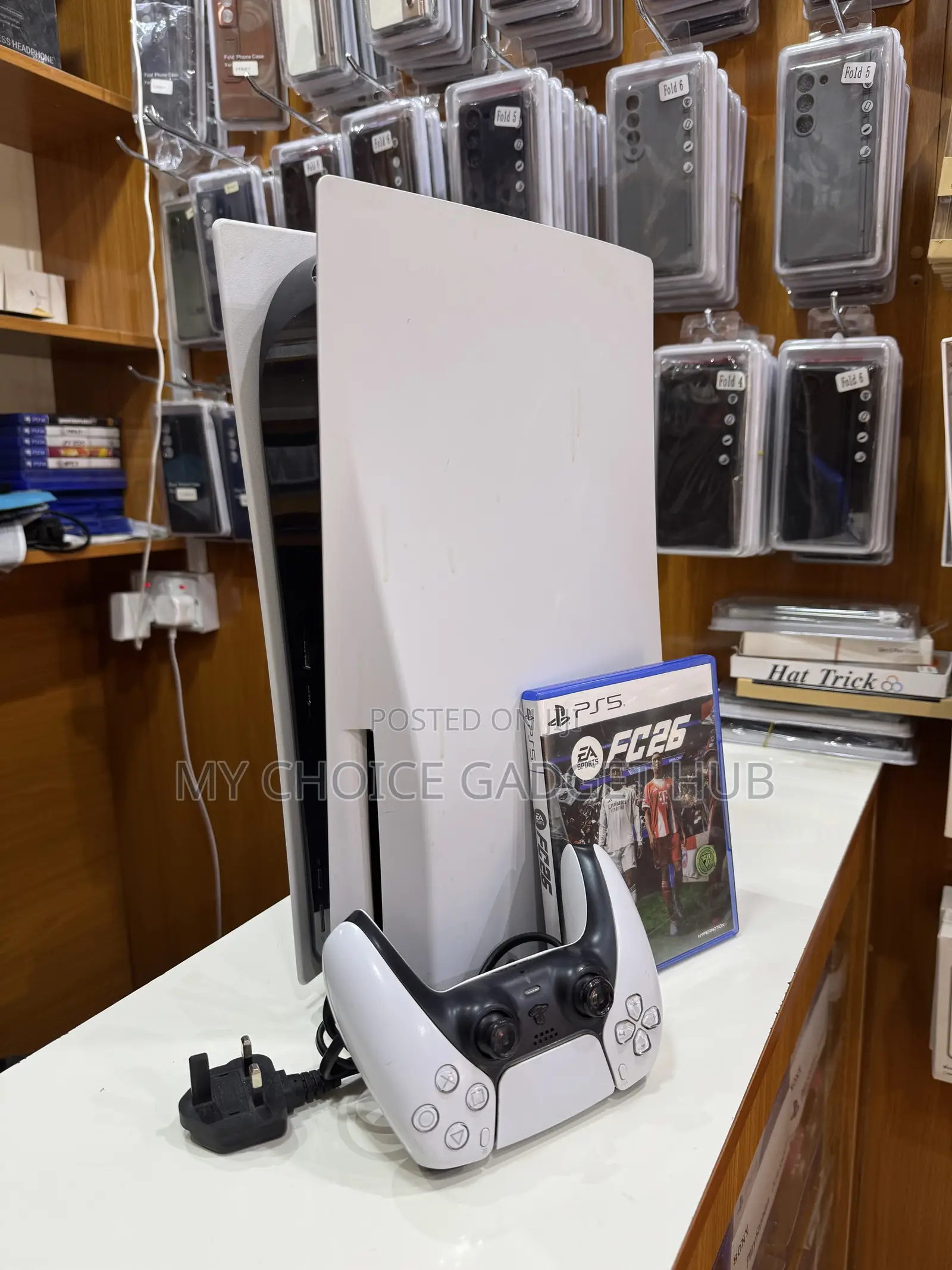 PS5 Fat Console With One Pad and Fc26 Disc Available