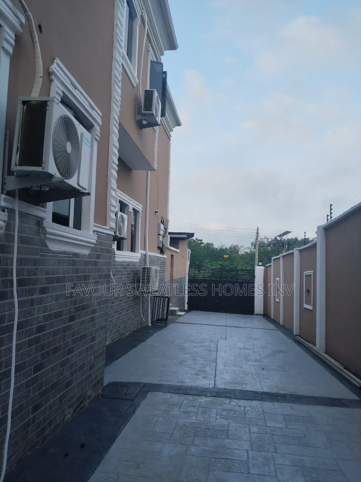 Mini Flat in Lovely Mini Flat At, Obafemi-Owode for rent