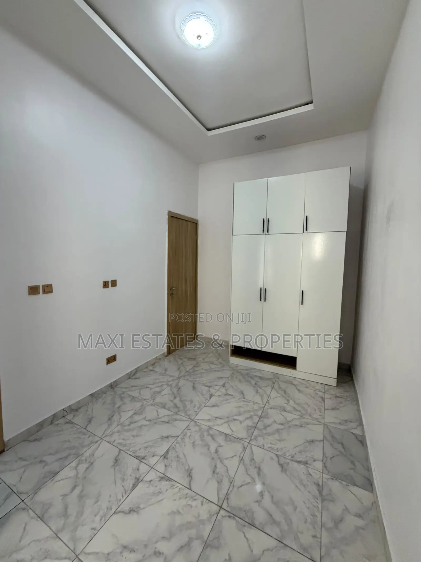 4bdrm Duplex in Orchid, Lagos State for sale