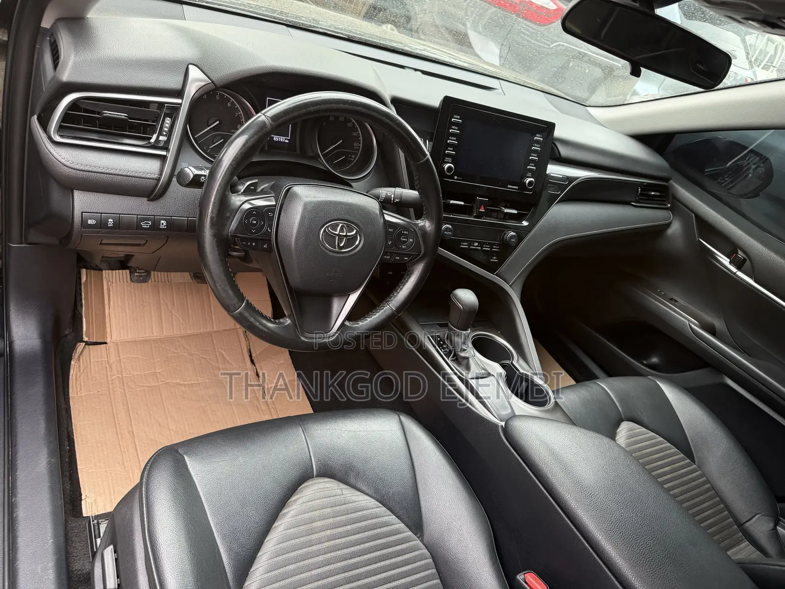 Toyota Camry SE 2021 Black