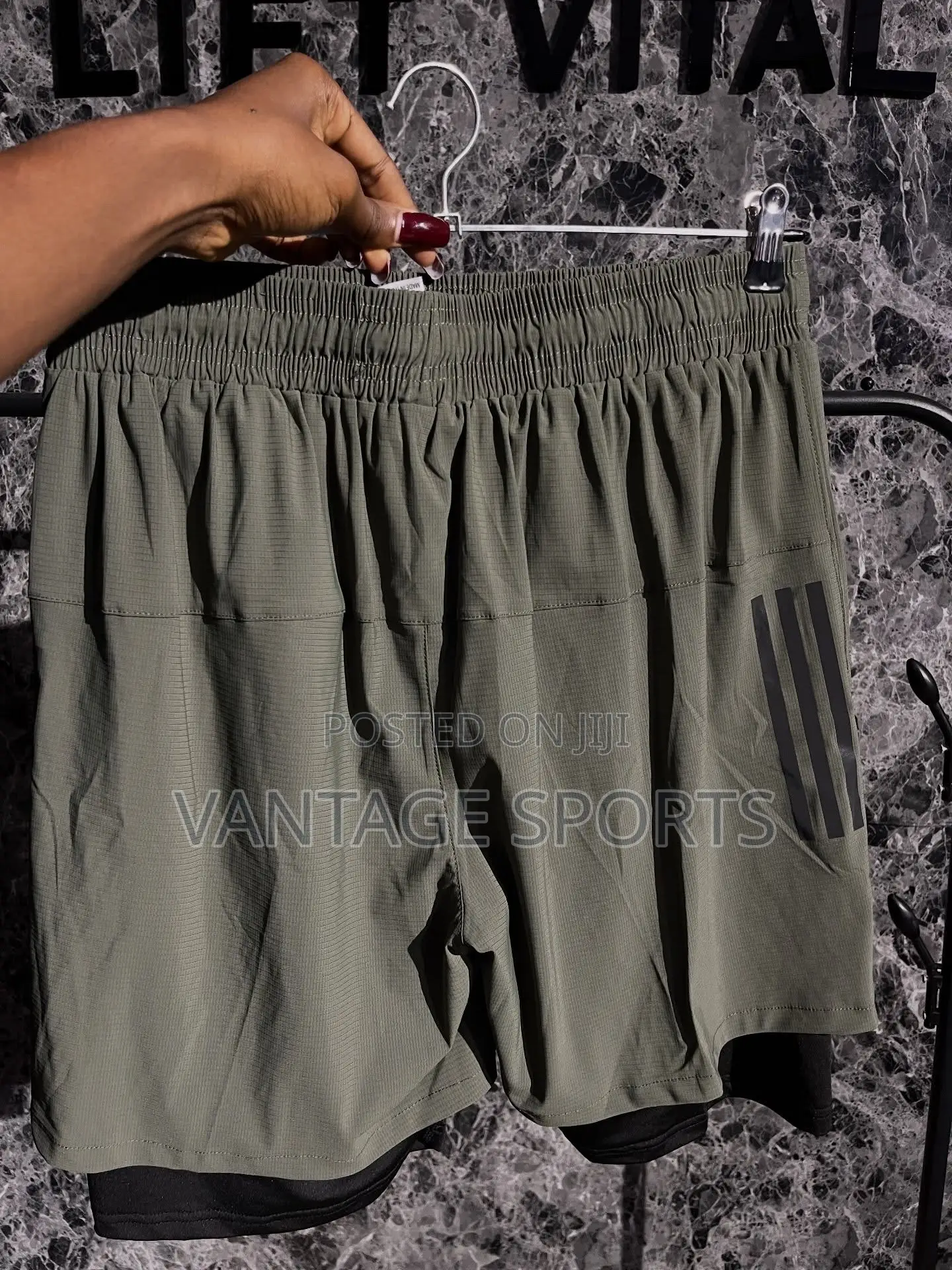 Double-Layered Sports Shorts (With Inner Tights)