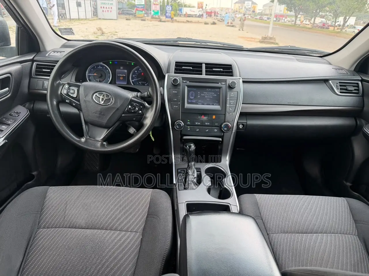 Toyota Camry LE 4dr Sedan (2.5L 4cyl 6A) 2016 Gray