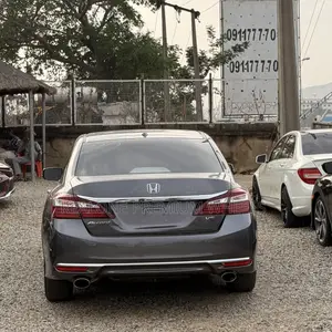 Honda Accord EX-L V-6 4dr Sedan FWD (3.5L 6cyl 6A) 2016 Gray