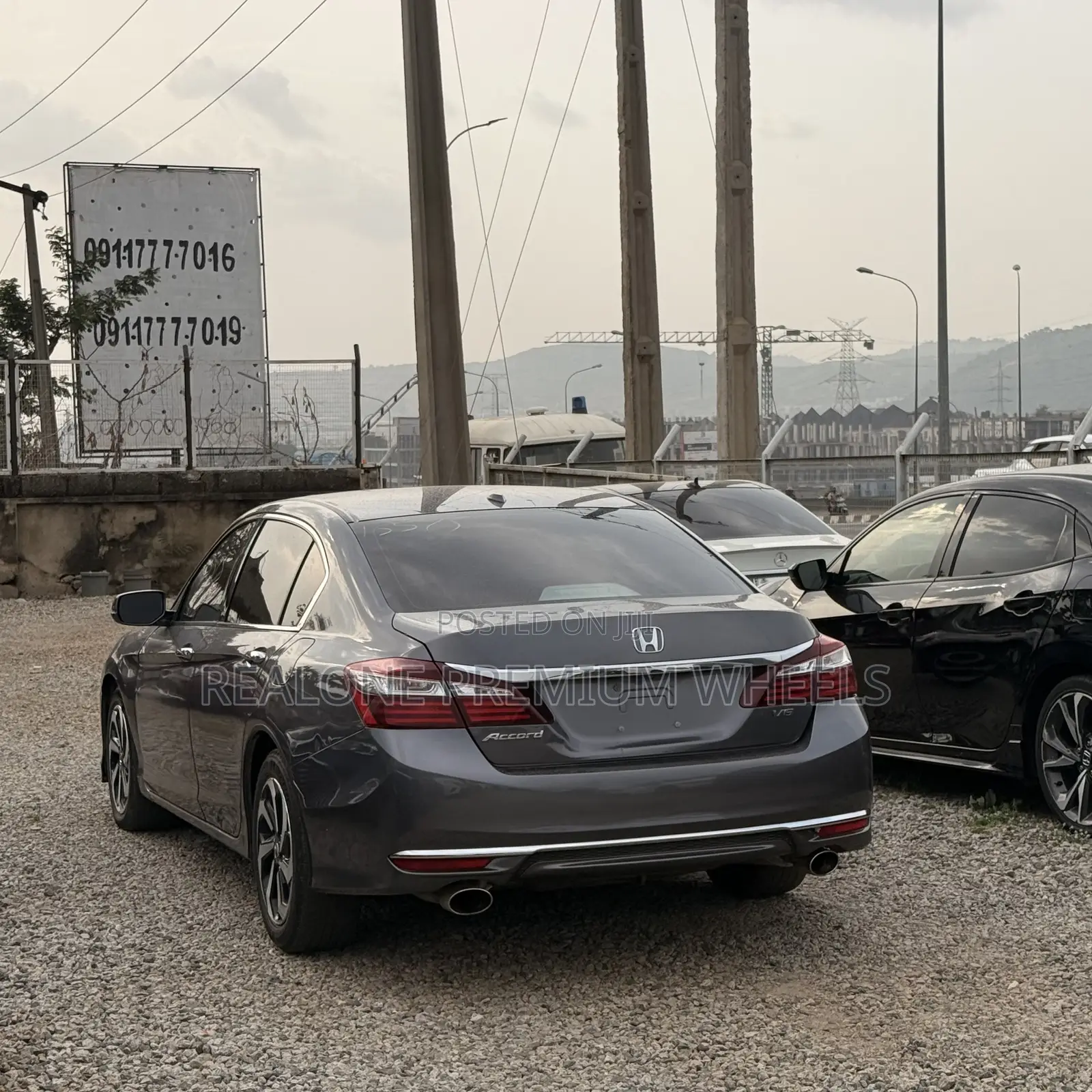 Honda Accord EX-L V-6 4dr Sedan FWD (3.5L 6cyl 6A) 2016 Gray
