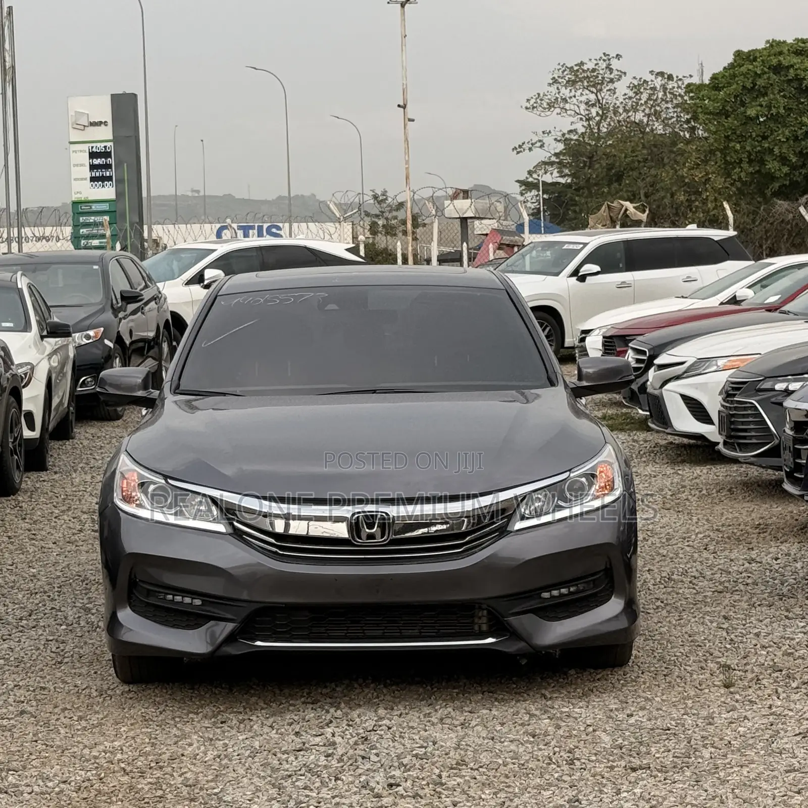 Honda Accord EX-L V-6 4dr Sedan FWD (3.5L 6cyl 6A) 2016 Gray