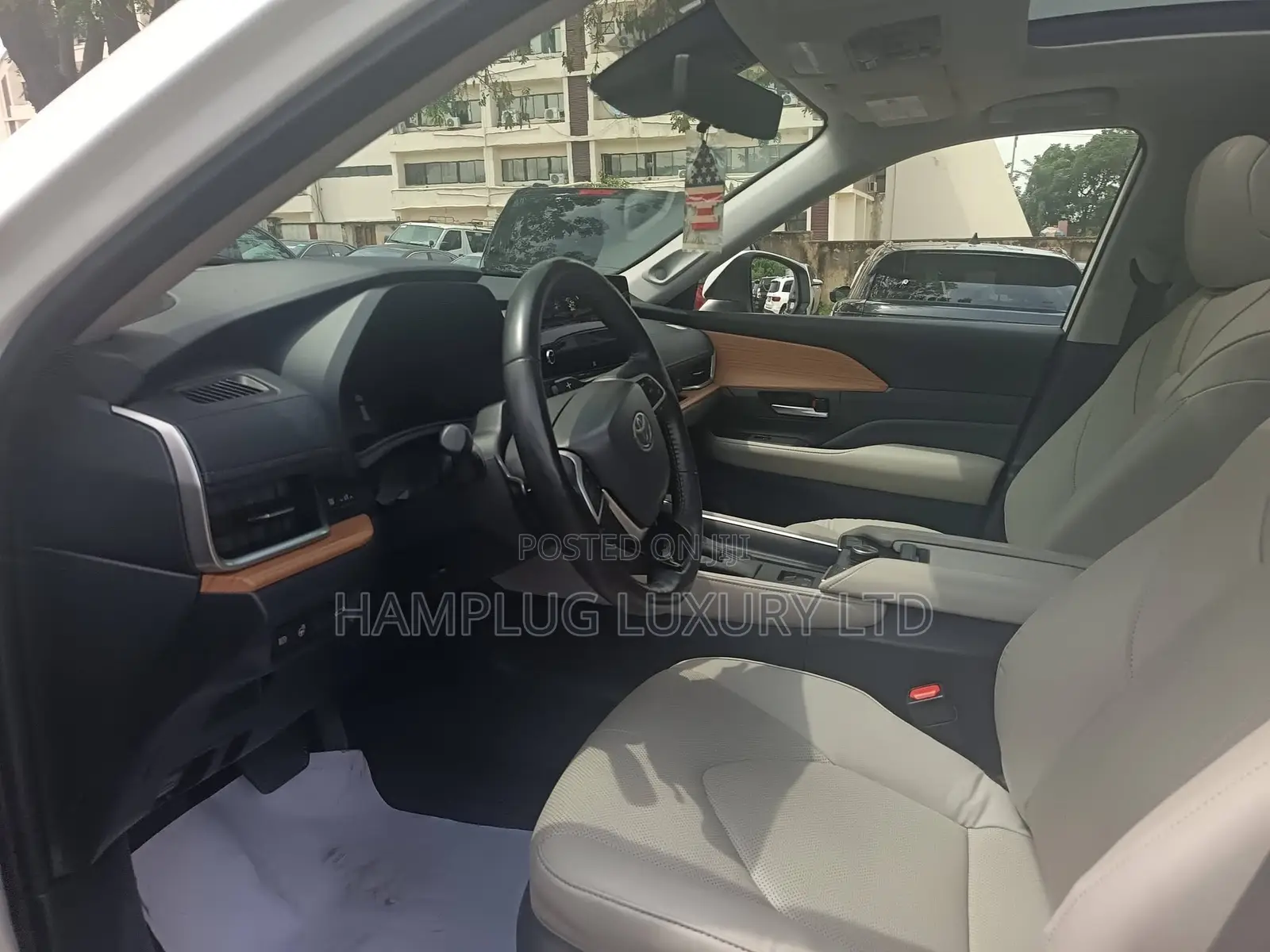 Toyota Highlander 2024 White