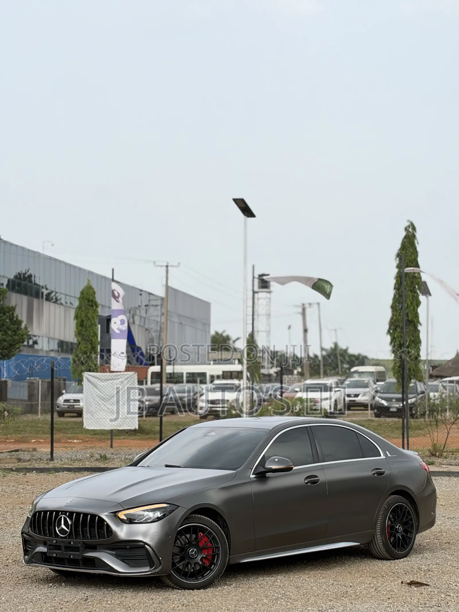 Mercedes-Benz C300 2023 Gray