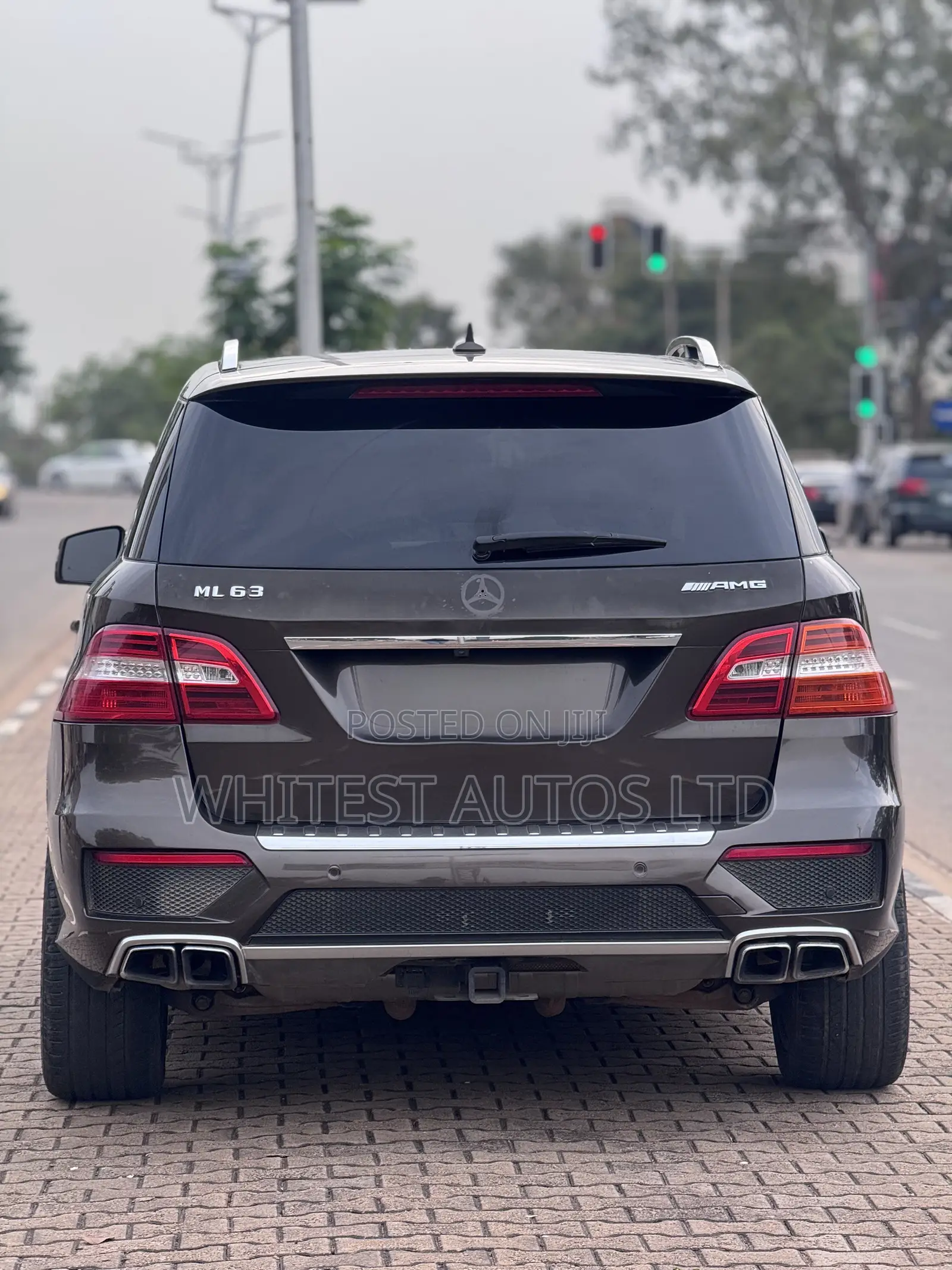 Mercedes-Benz M Class ML63 AMG 4dr SUV AWD (5.5L 8cyl Turbo 7A) 2014