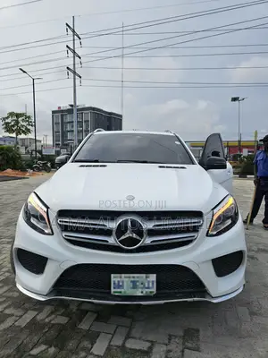 Mercedes-Benz GLE-Class GLE 350 2017 White