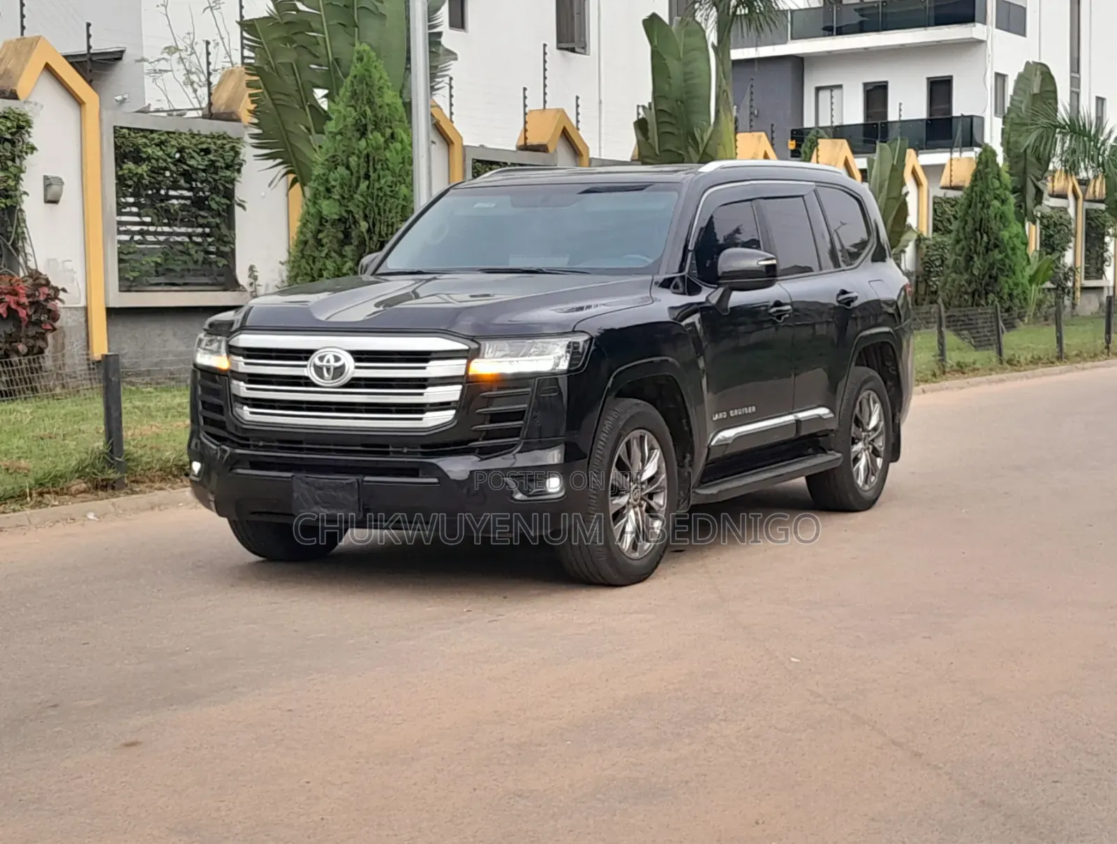 Toyota Land Cruiser 2024 Black