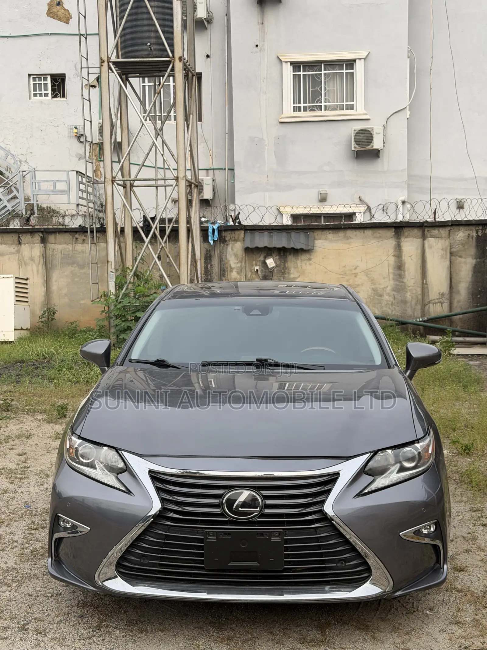 Lexus ES 2016 Gray