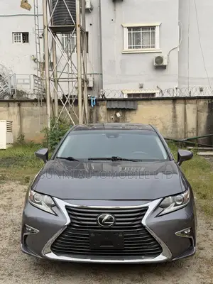Lexus ES 2016 Gray