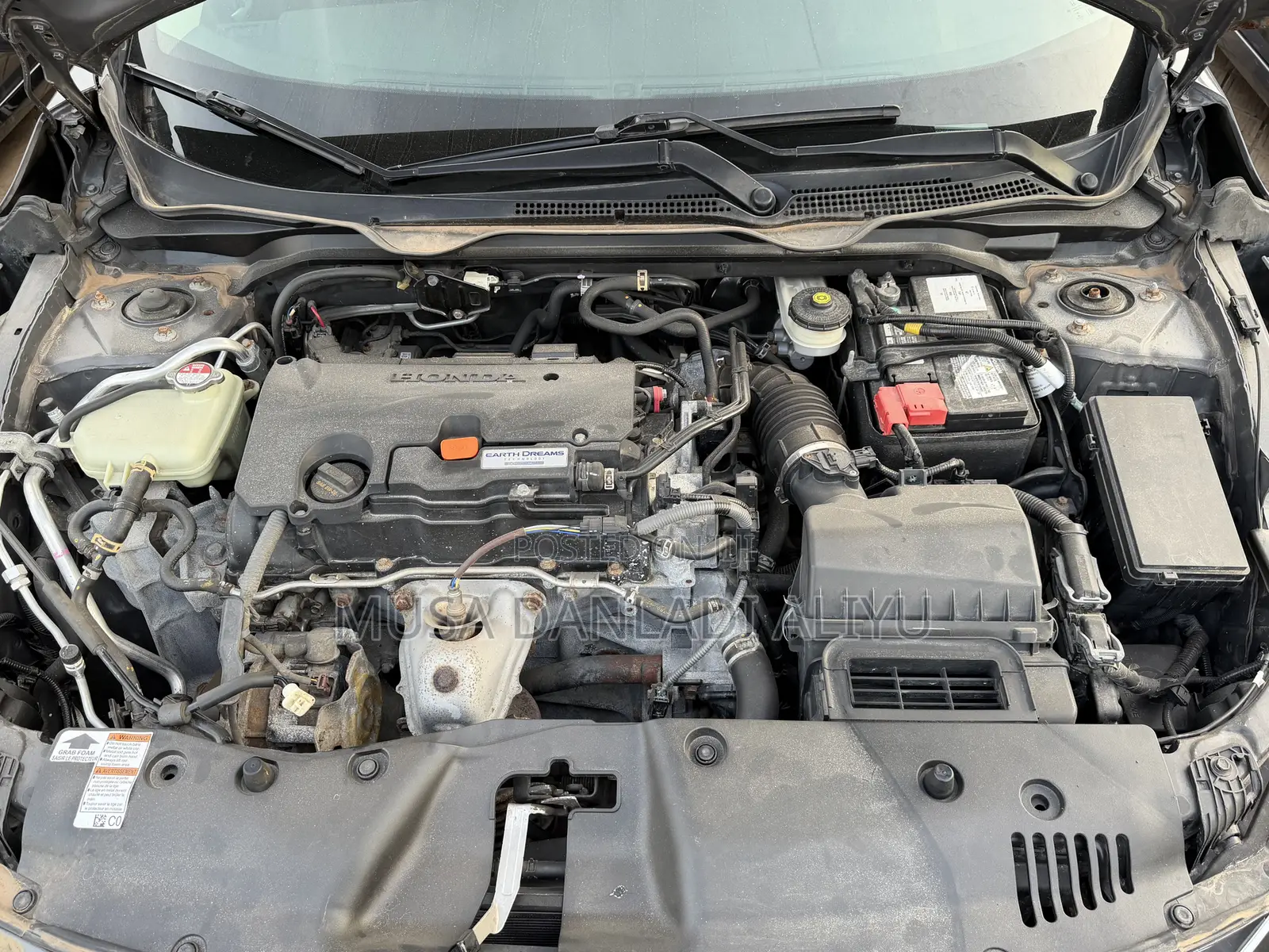 Honda Civic LX 4dr Sedan (2.0L 4cyl) 2016 Gray