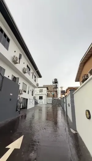 12bdrm Block of Flats in Awuse Estate, Opebi for rent