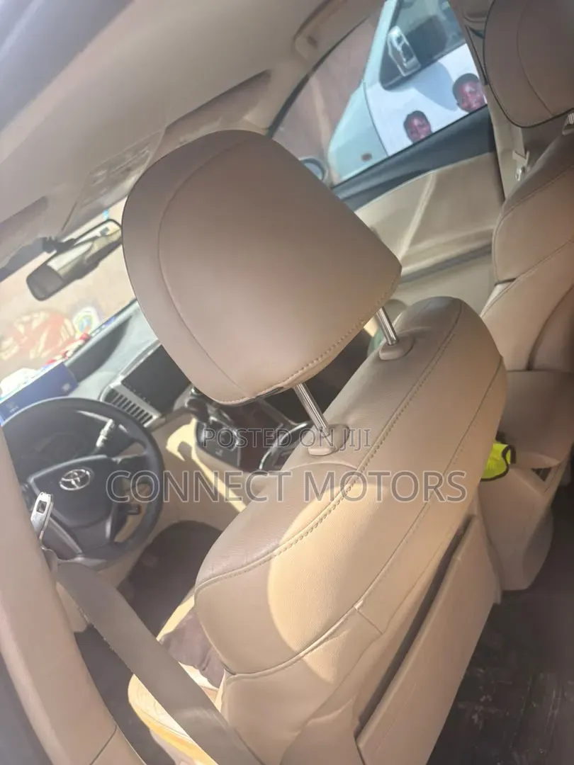 Toyota Venza XLE 2014 White