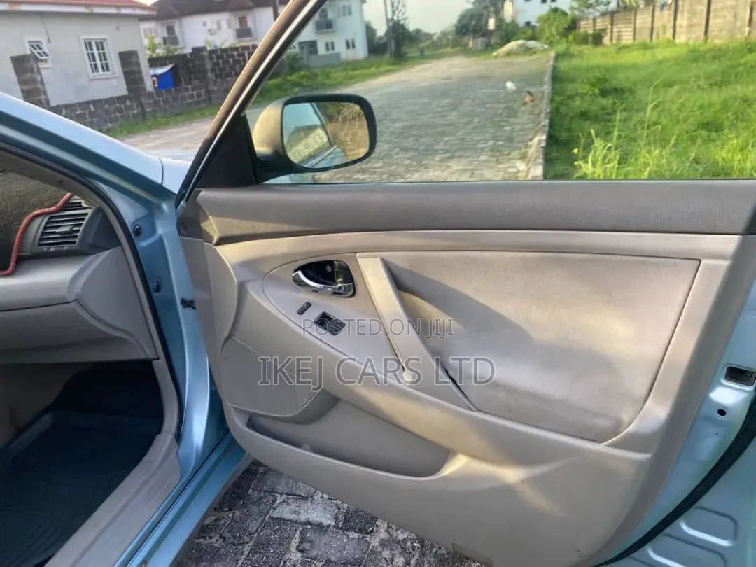 Toyota Camry 2008 Blue