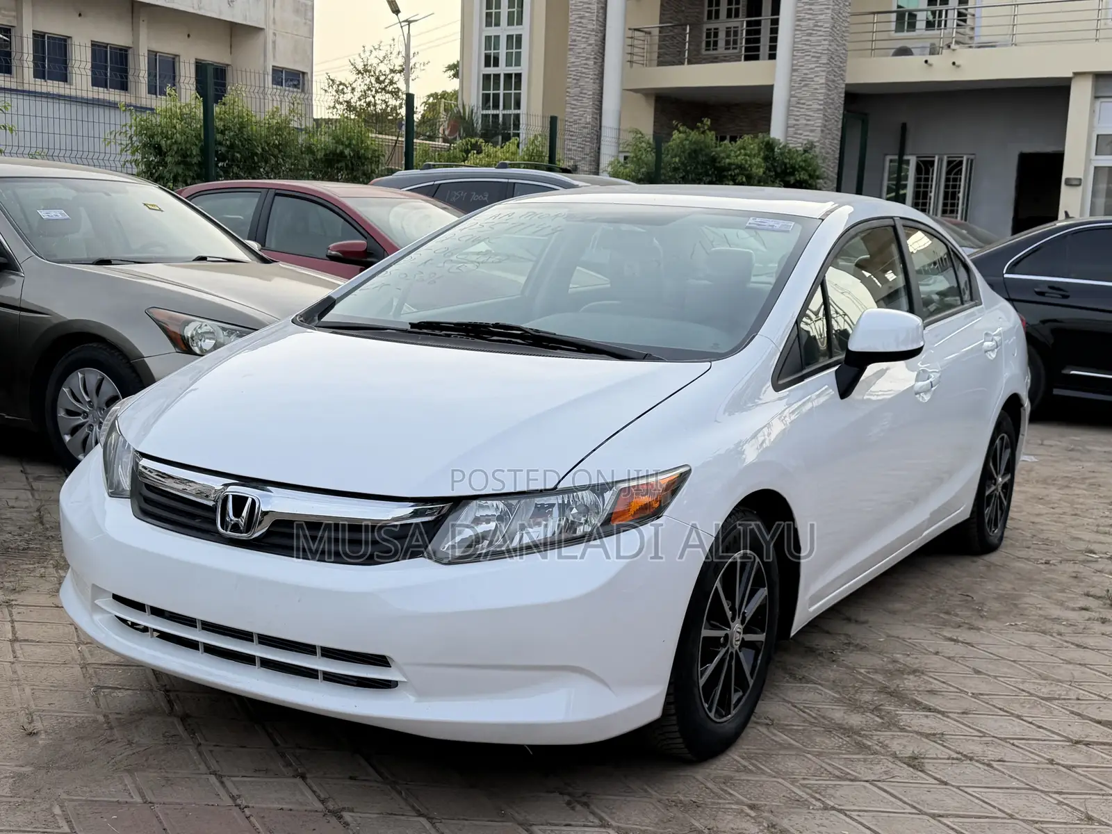 Honda Civic LX Sedan Automatic 2012 White