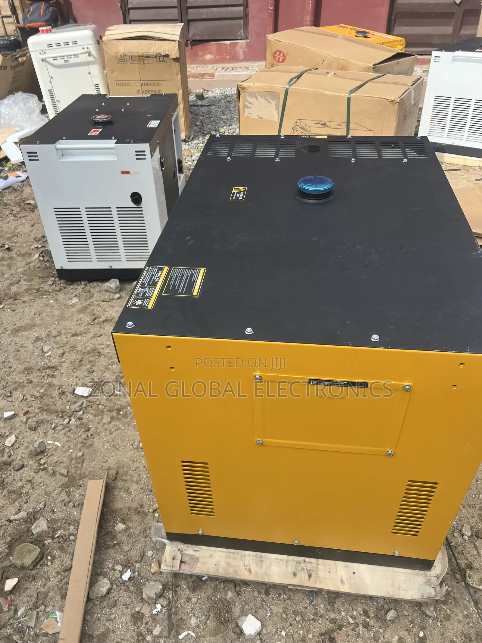 CAT 13kVA Soundproof Diesel Generator 100% Copper Coil