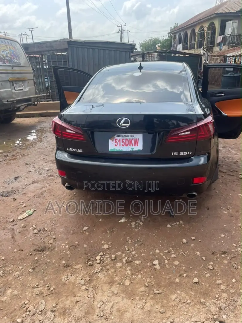 Lexus IS 2010 Black