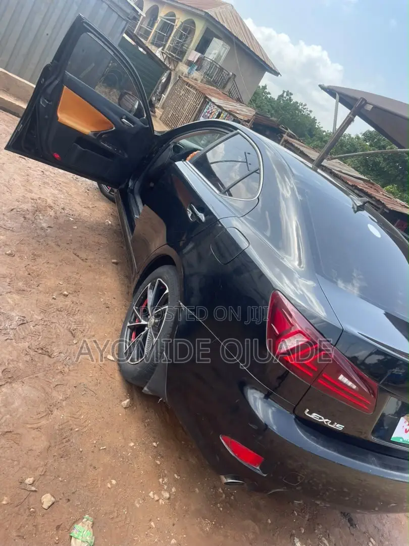 Lexus IS 2010 Black