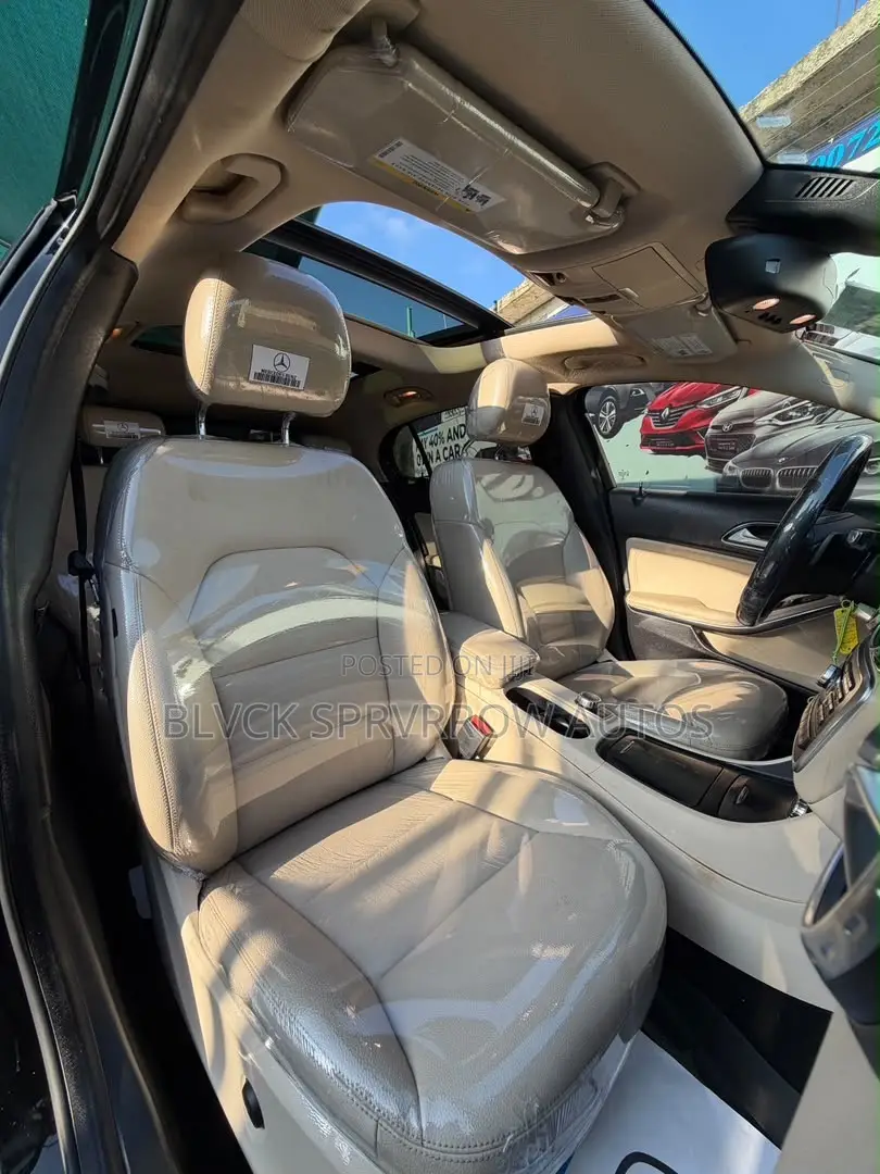Mercedes-Benz GLA 250 2015 Black