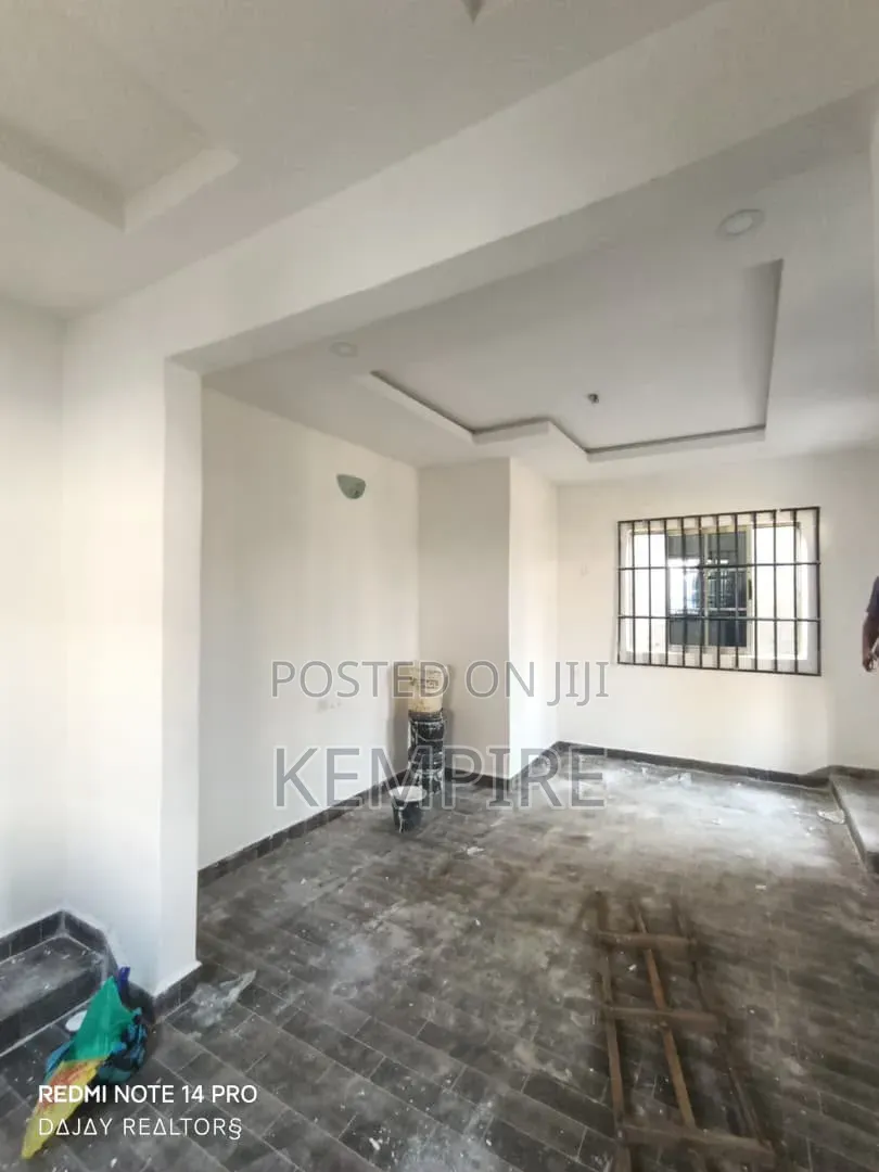 2bdrm Block of Flats in Osongama Estate, Uyo for rent