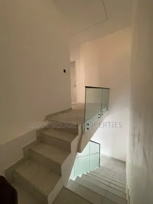 3bdrm Duplex in Ikota Gra for rent