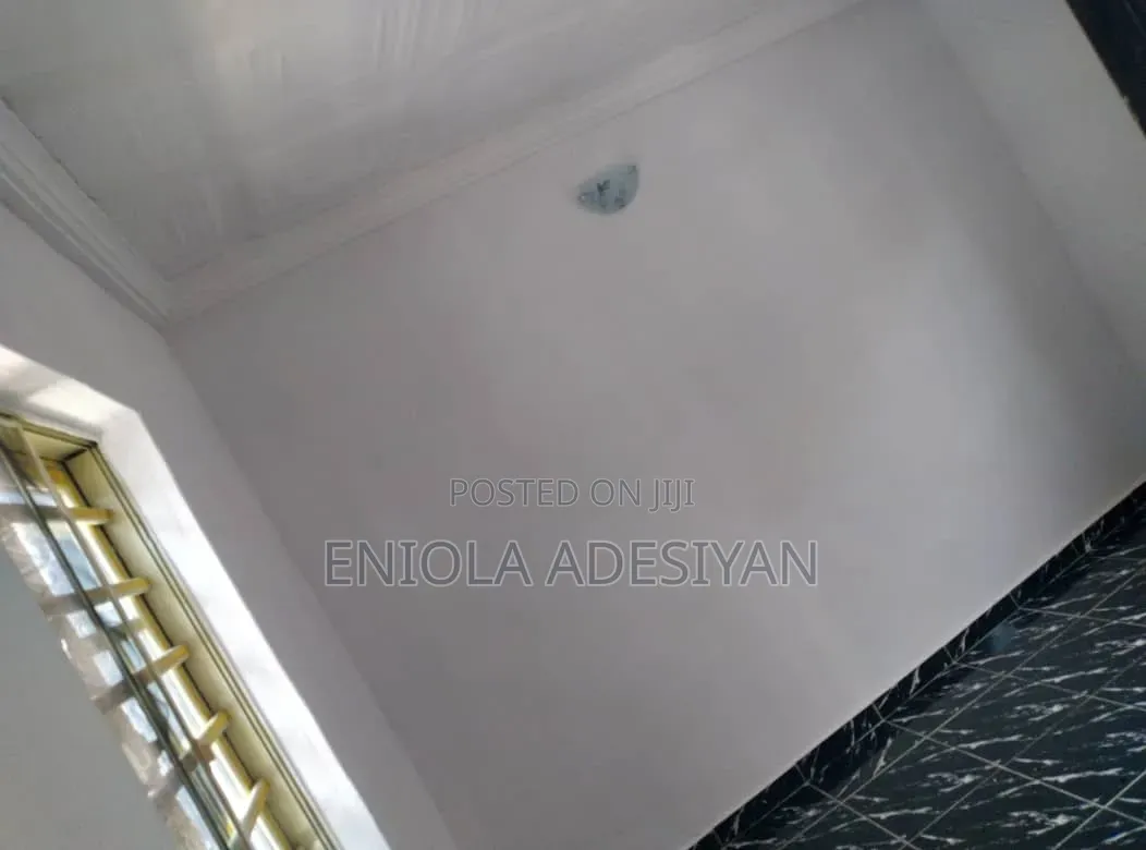 Furnished Mini Flat in Cele, Igbogbo for rent