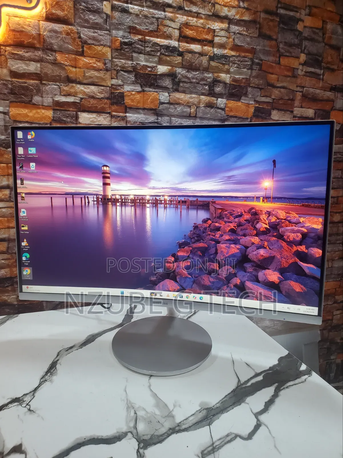 Samsung 27-Inch Curved Monitor | FHD 1080p | HDMI | Built-in Speakers