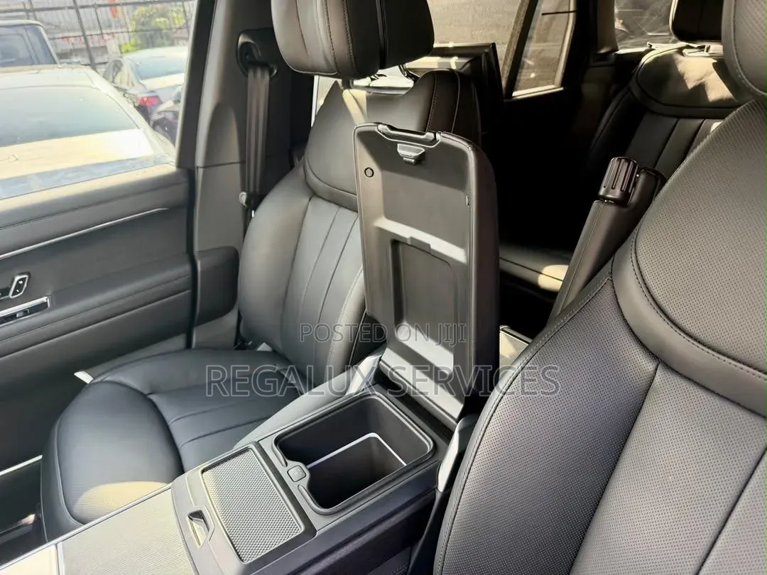 New Land Rover Range Rover 2026 Black