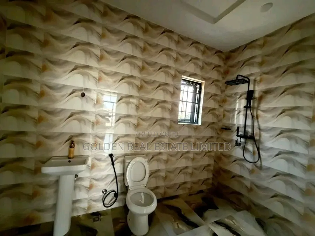 4bdrm Duplex in Life Camp for rent