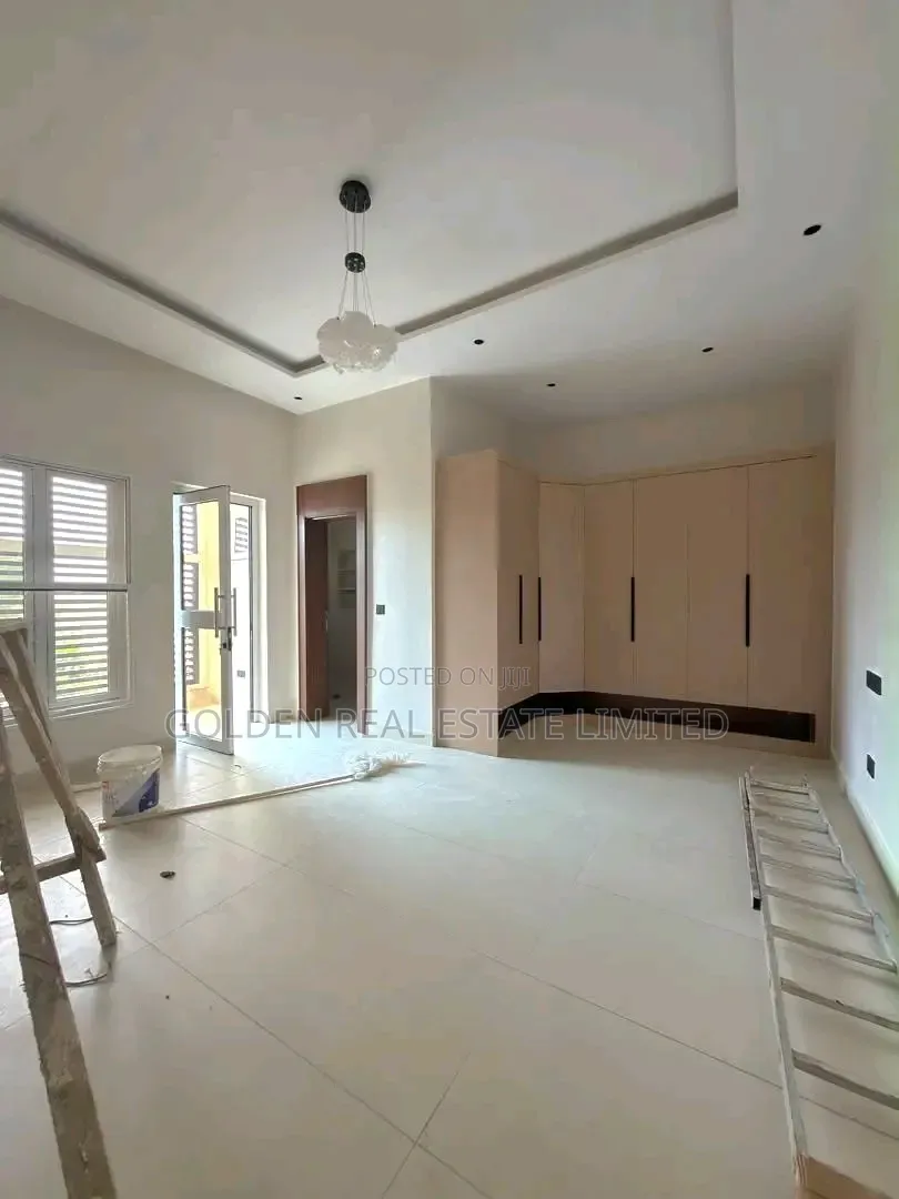 5bdrm Duplex in Katampe Extension for rent