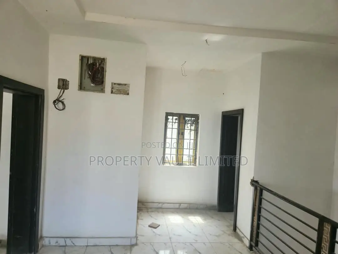 Furnished 4bdrm Duplex in Mabushi for sale