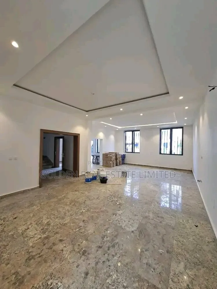 5bdrm Duplex in Mabushi for rent