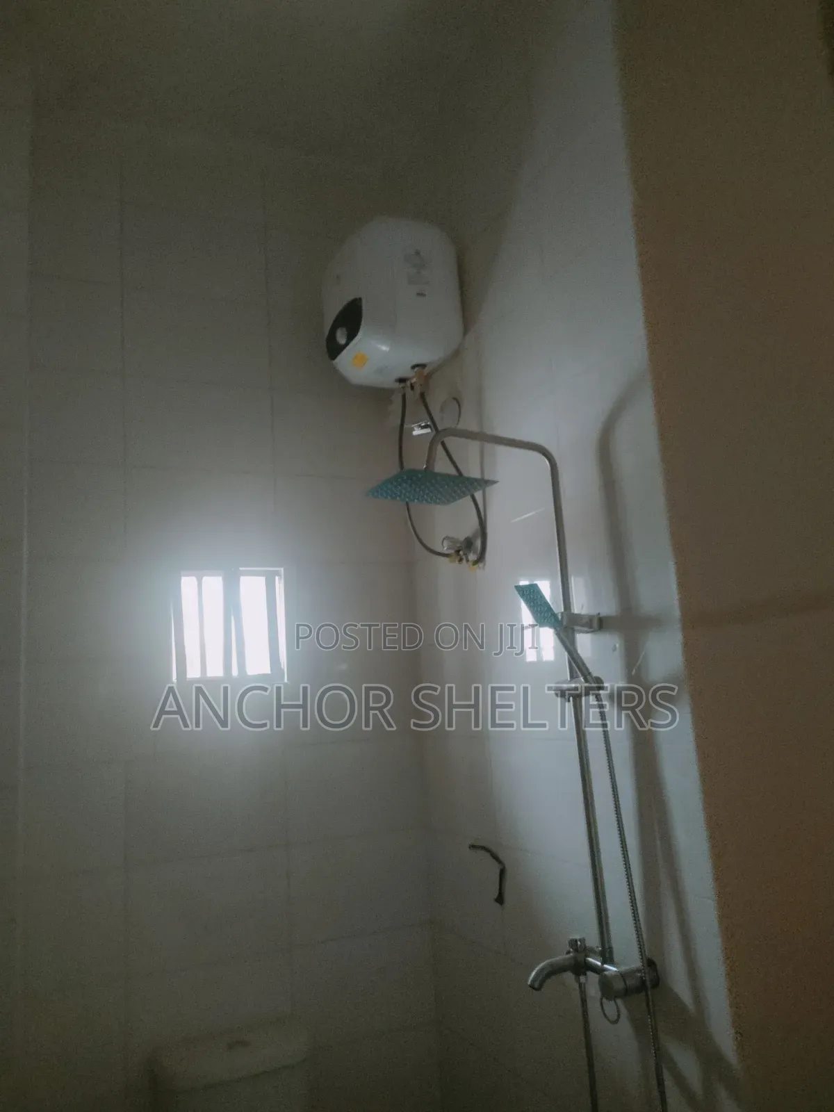 3bdrm Block of Flats in Aco Estate, Sabon Lugbe for rent