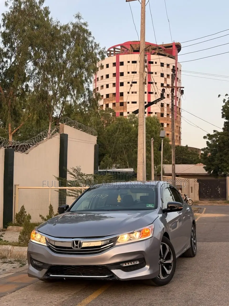 Honda Accord EX-L 4dr Sedan FWD (2.4L 4cyl 2A) 2016 Silver