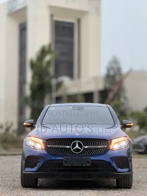 Mercedes-Benz GLC-Class 2019 Blue