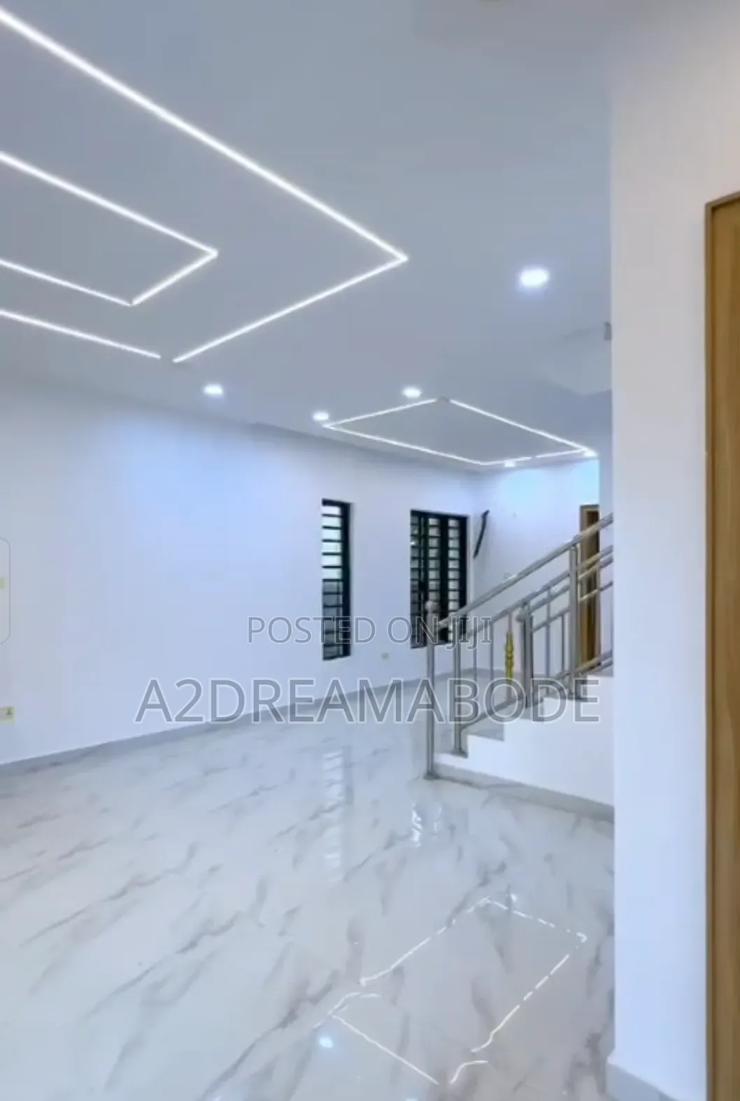 5bdrm Duplex in Adeniyi Jones for sale