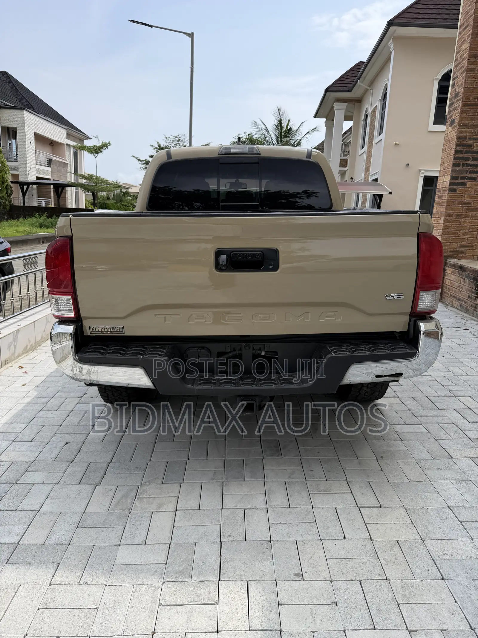 Toyota Tacoma TRD Off Road 2018 Gold
