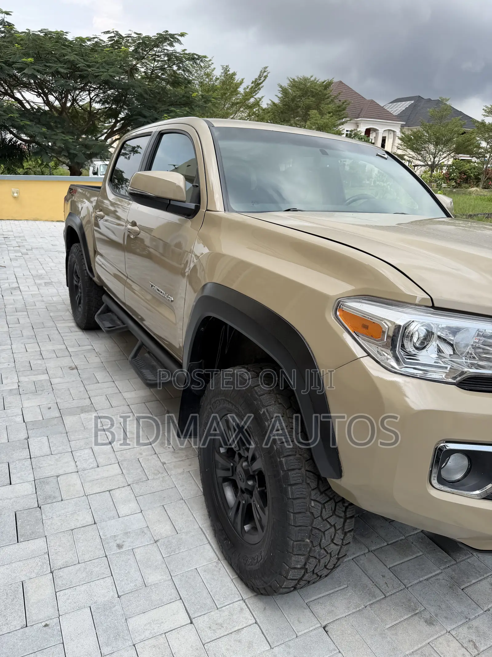 Toyota Tacoma TRD Off Road 2018 Gold