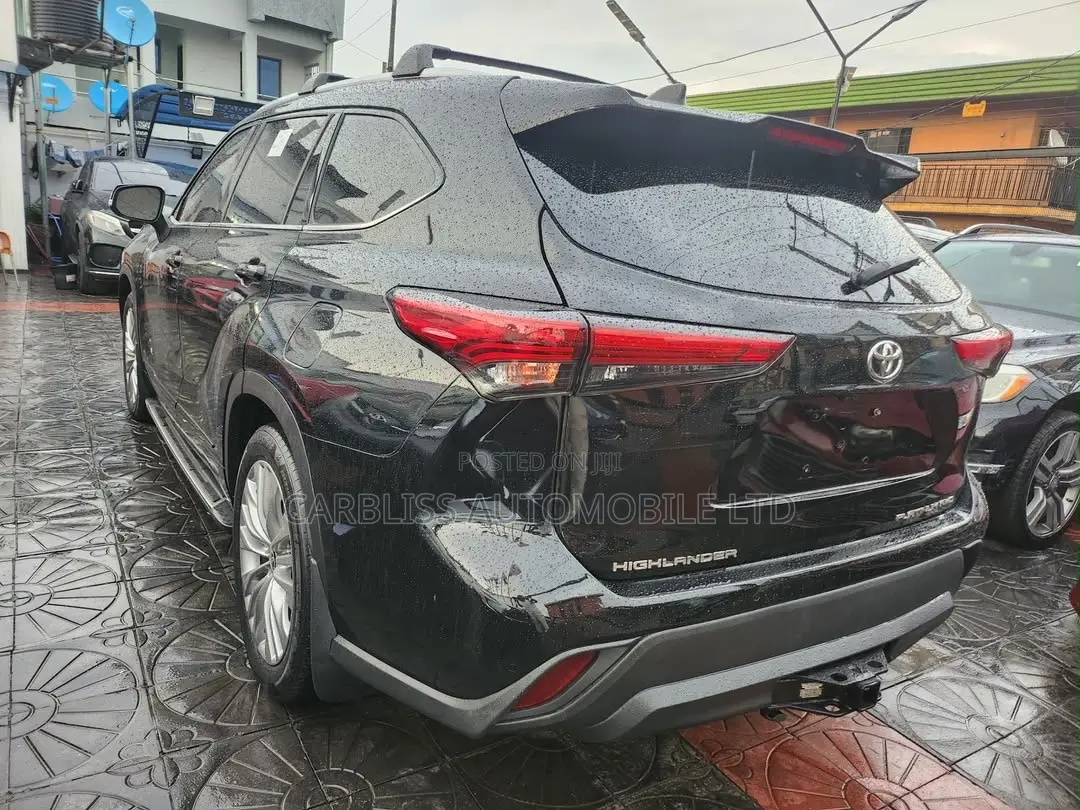 Toyota Highlander Platinum 2021 Gray