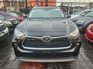 Toyota Highlander Platinum 2021 Gray