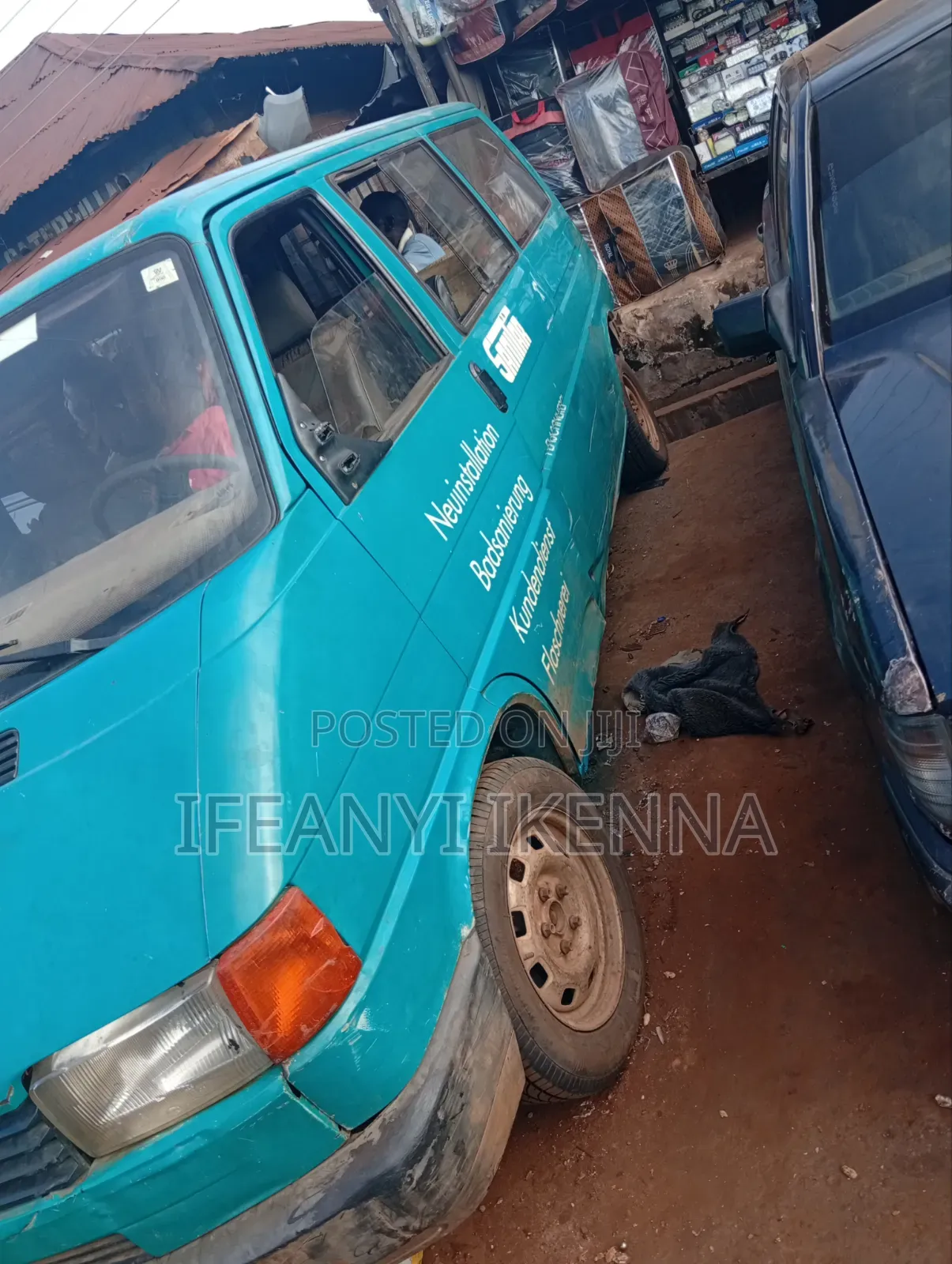 Volkswagen Transporter 2000 Blue
